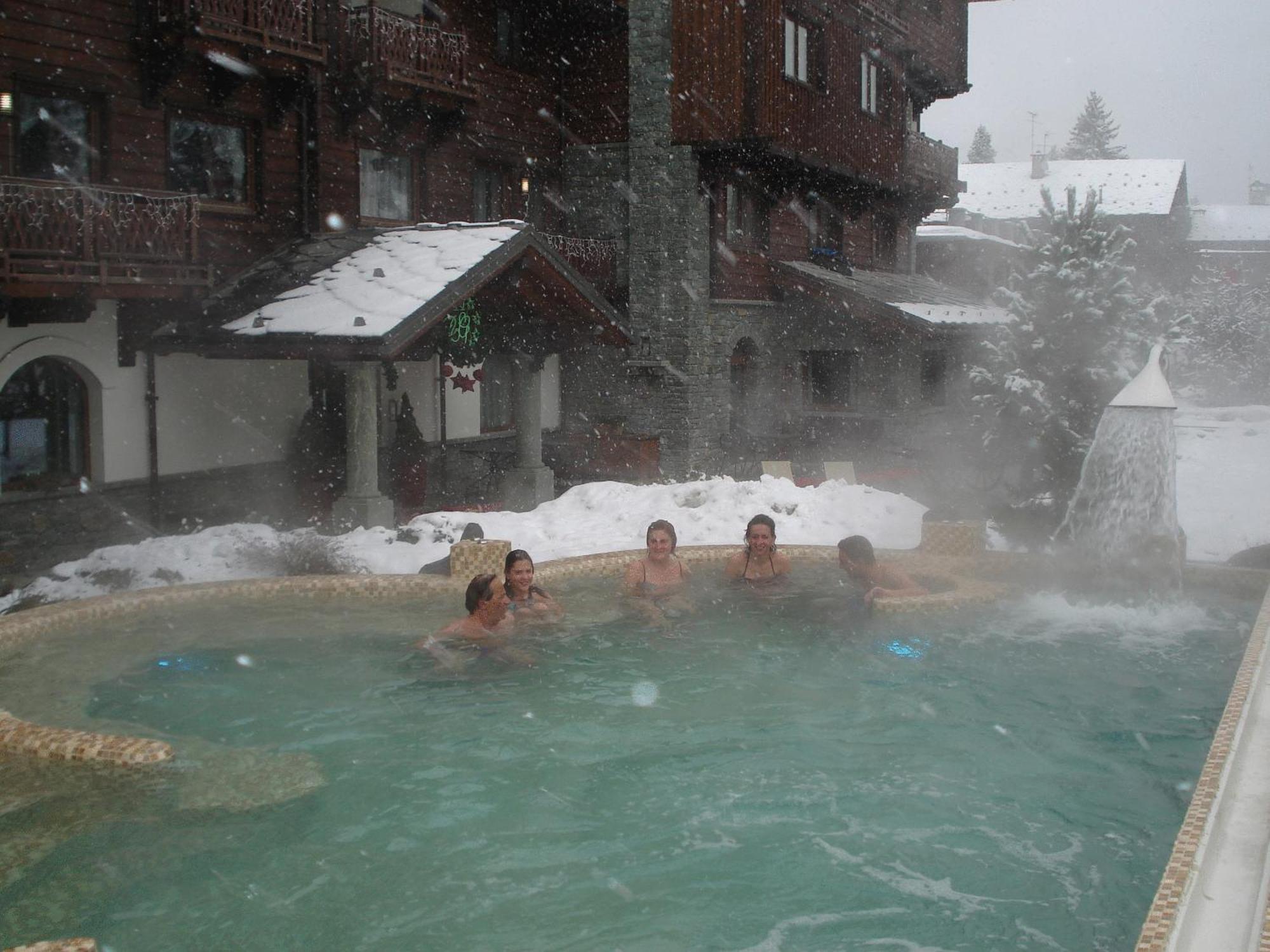 Hotel Relais Des Glaciers - Adults Only Champoluc Exterior photo